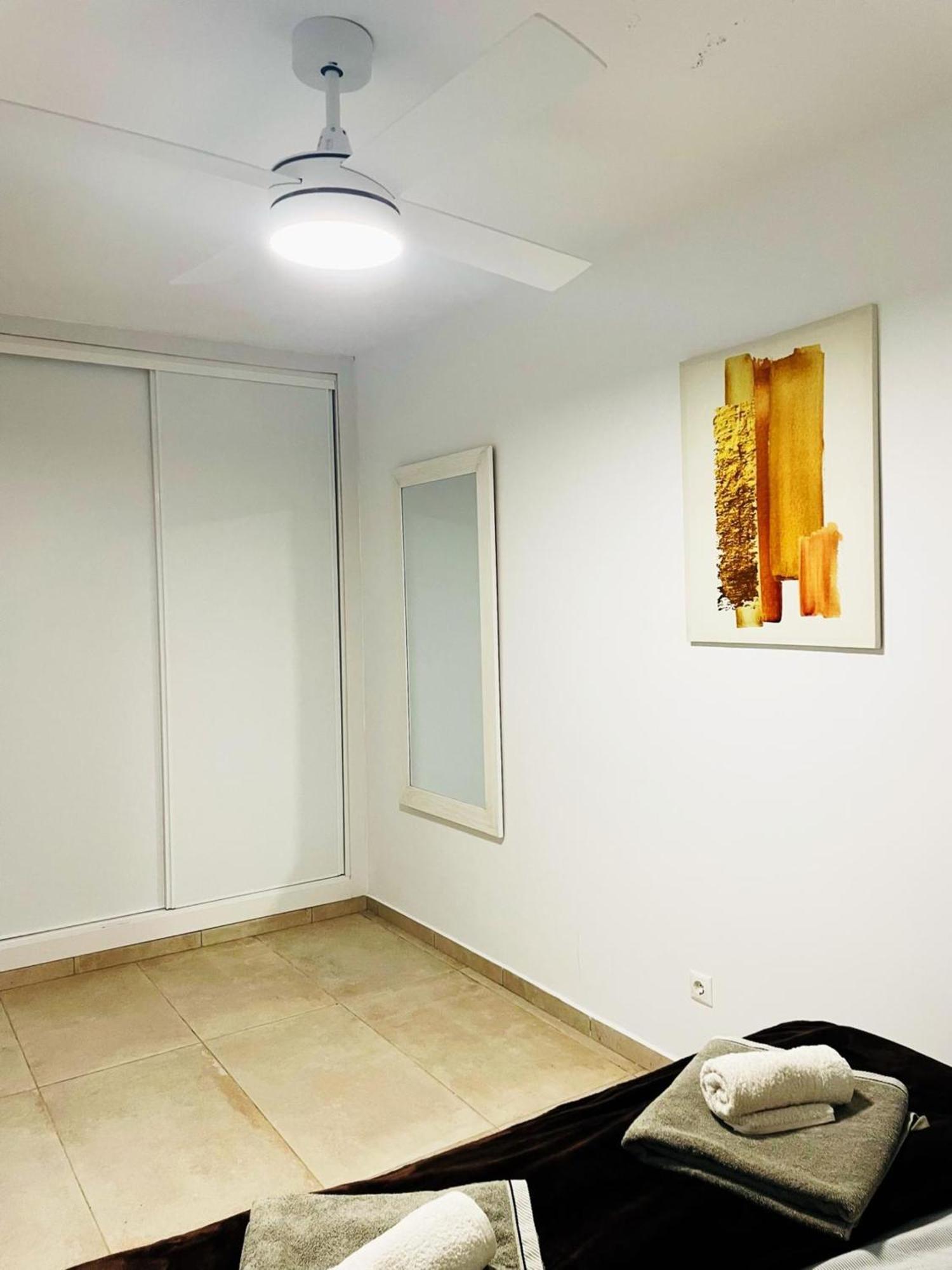 LUNA 3 - Solo familias o Parejas -55m2 - No Grupos Conil De La Frontera Exterior foto